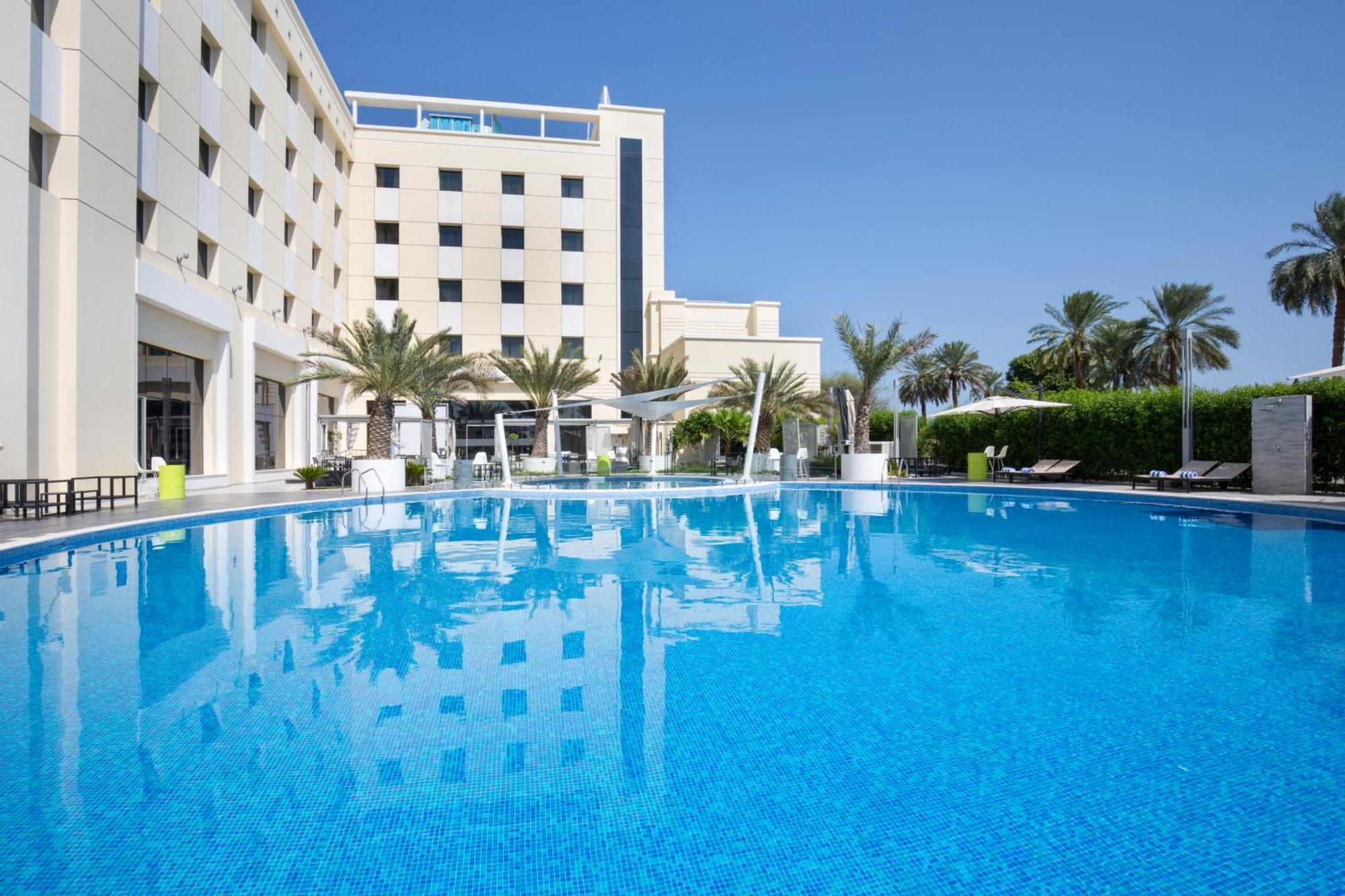 Mercure Suhar Zewnętrze zdjęcie